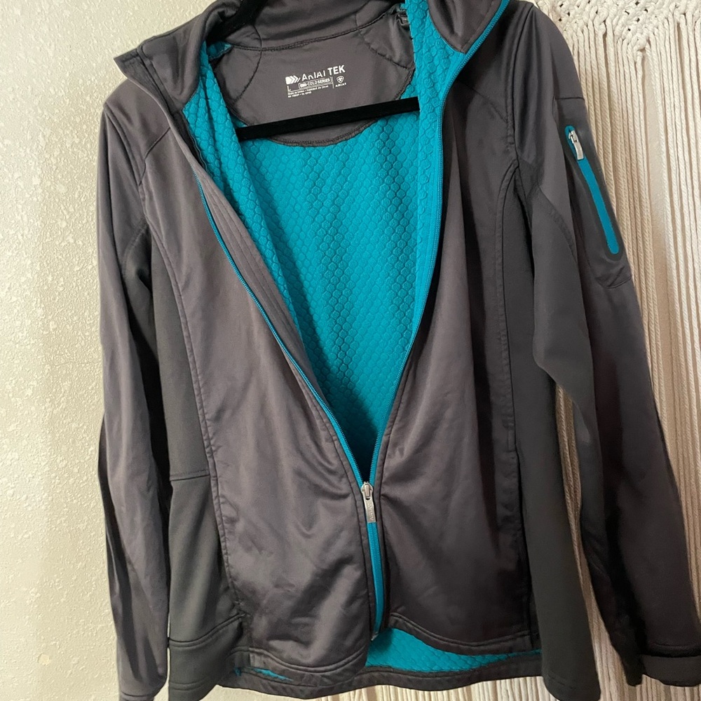 Ariat Gray And Blue Performance Jacket - image 3